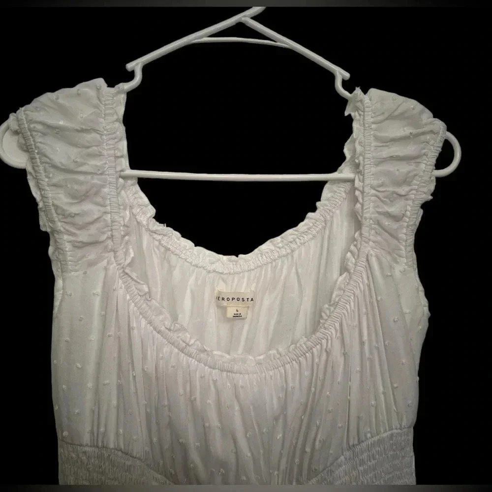 Aeropostale white textured dot dress with scoop neck NWOT - Picture 4 of 9